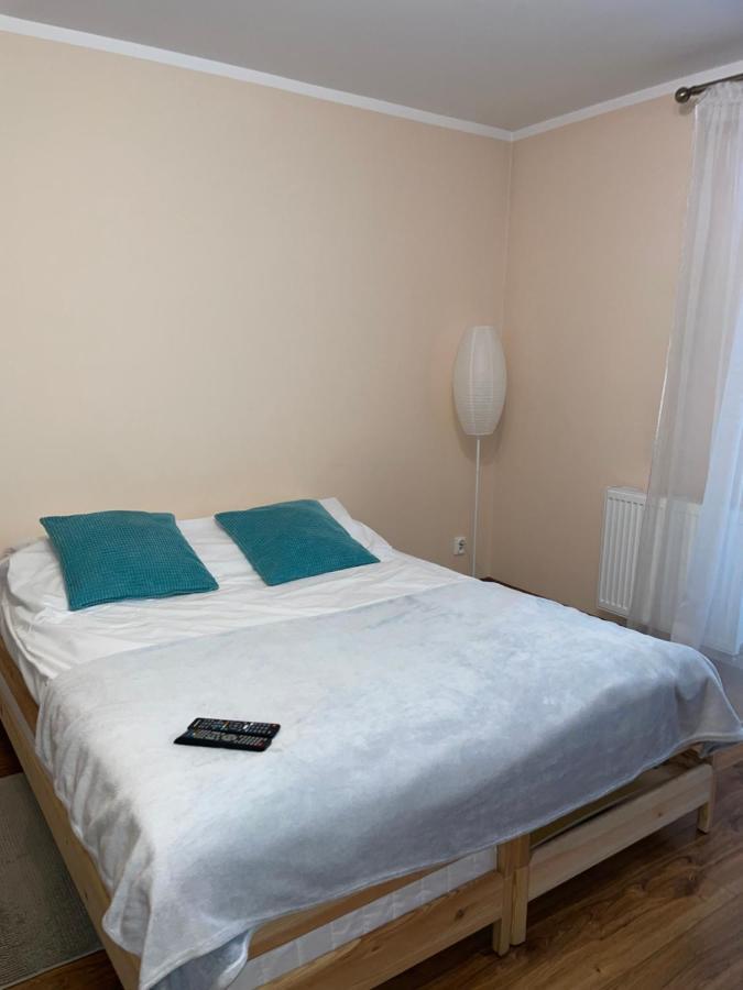 Komfortowe Studio 52 M2 W Centrum Grojca Grojec  Экстерьер фото