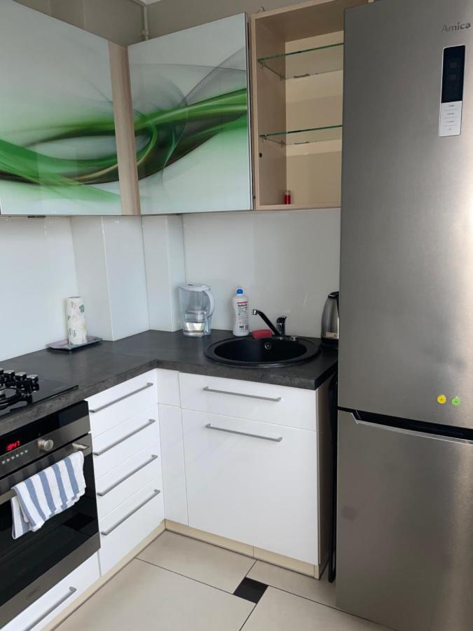 Komfortowe Studio 52 M2 W Centrum Grojca Grojec  Экстерьер фото
